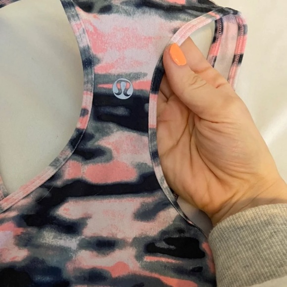 Lululemon Racerback Tank Size 6 - Picture 3 of 3
